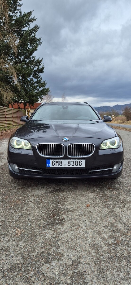 BMW 530d F11, 2013, TOP výbava