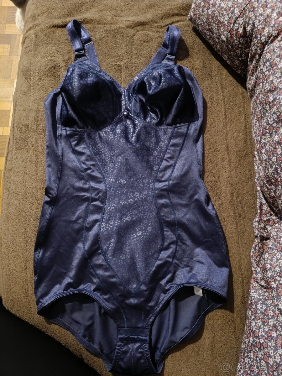 Dámské modré body