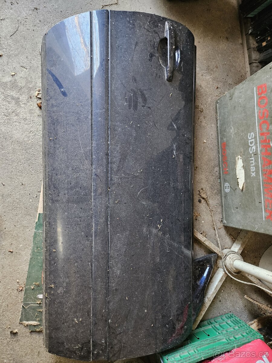 Pravé dveře Mercedes-Benz CLK A208