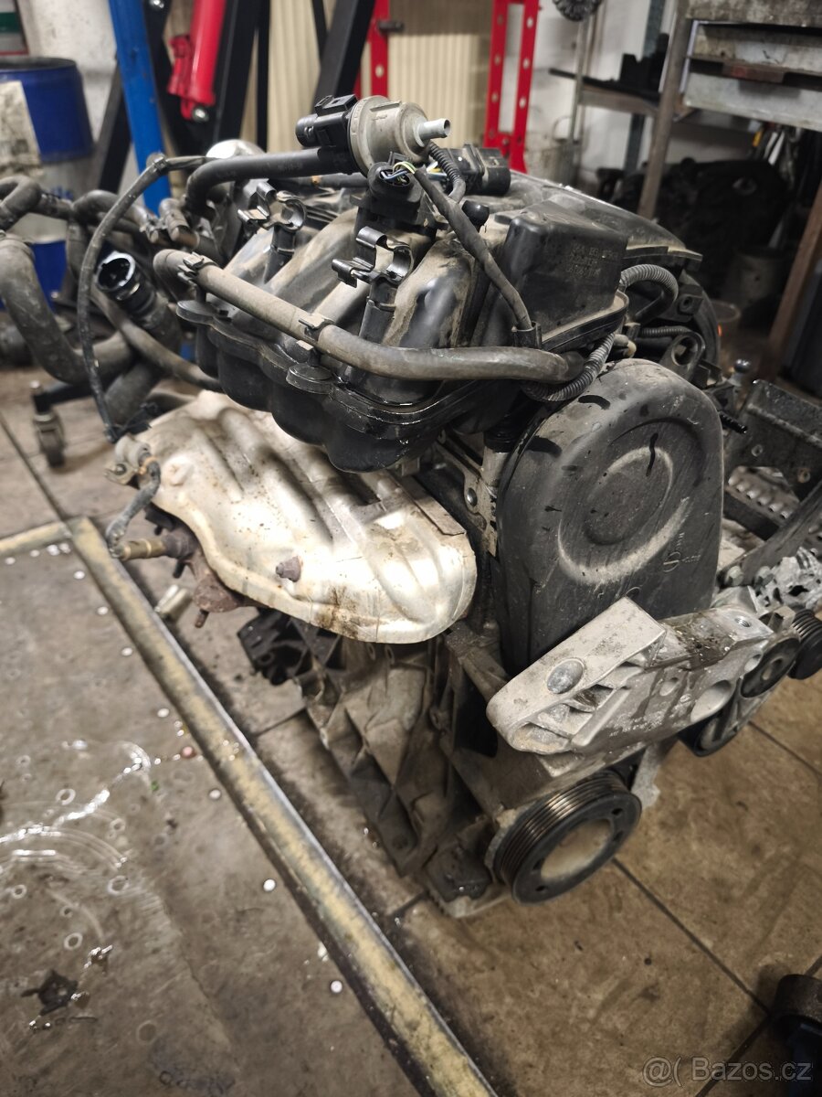 VW Touran. 1.6 bse