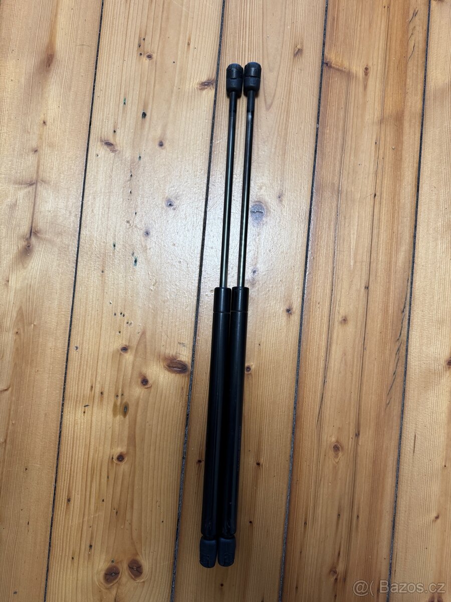 Plynova vzpera Octavia 1