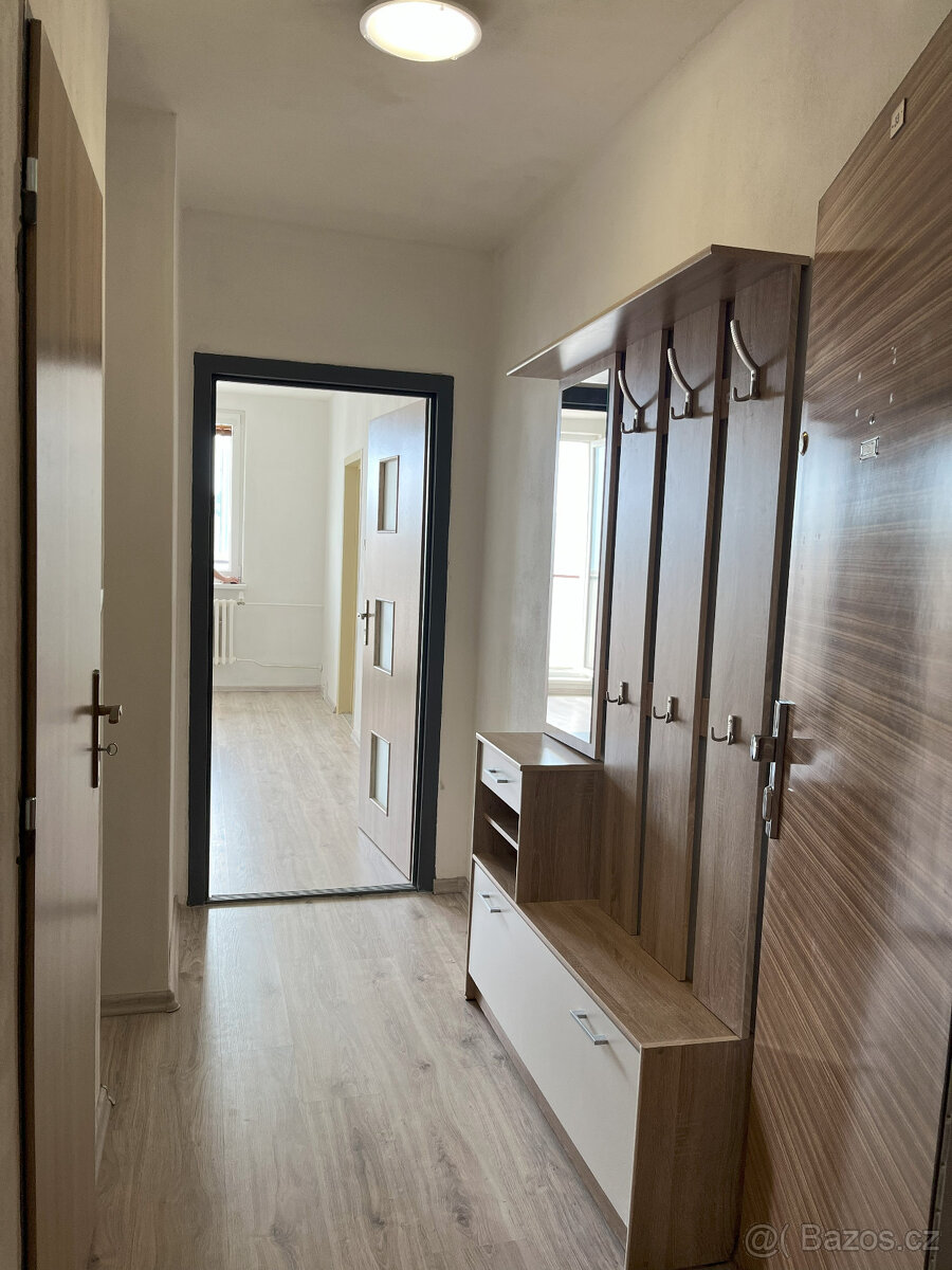 Byt 2+kk, 42m2, Bruntál, lodžie. Po rekonstrukci.