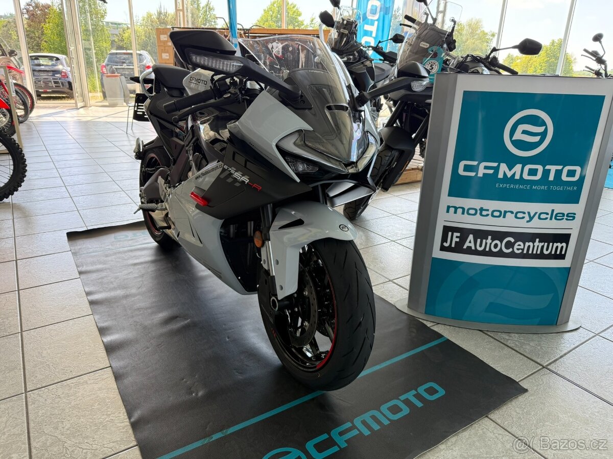 CFMOTO 675 SR-R - skladem, ihned
