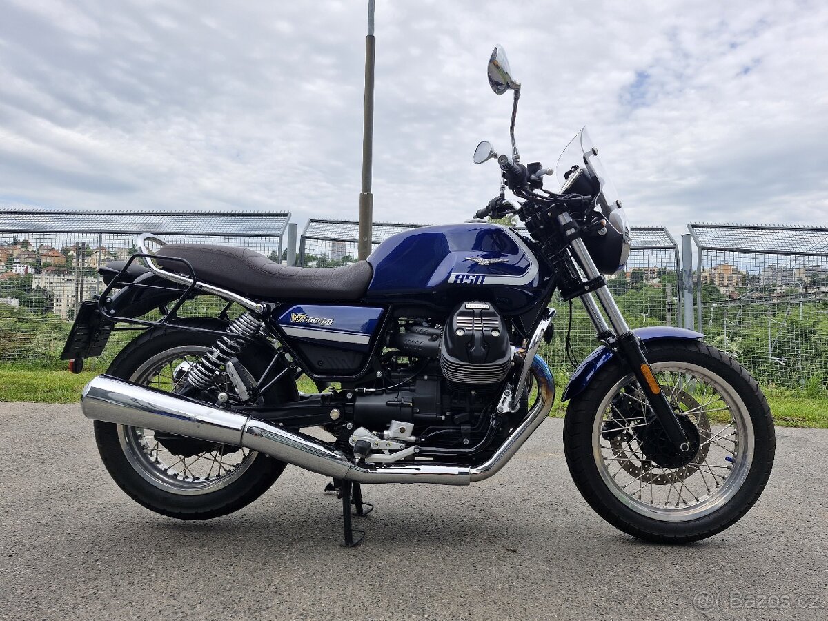 Moto Guzzi V7 Special