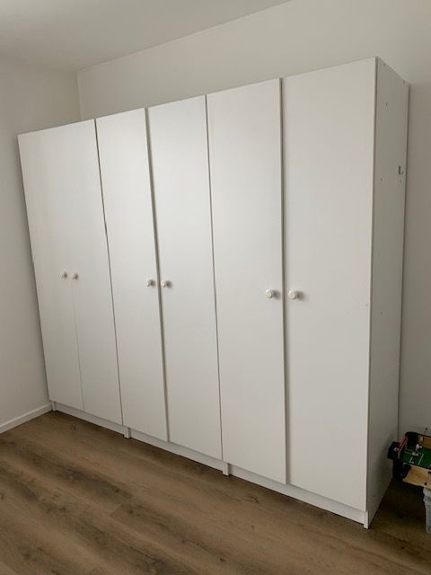 Prodám skříň