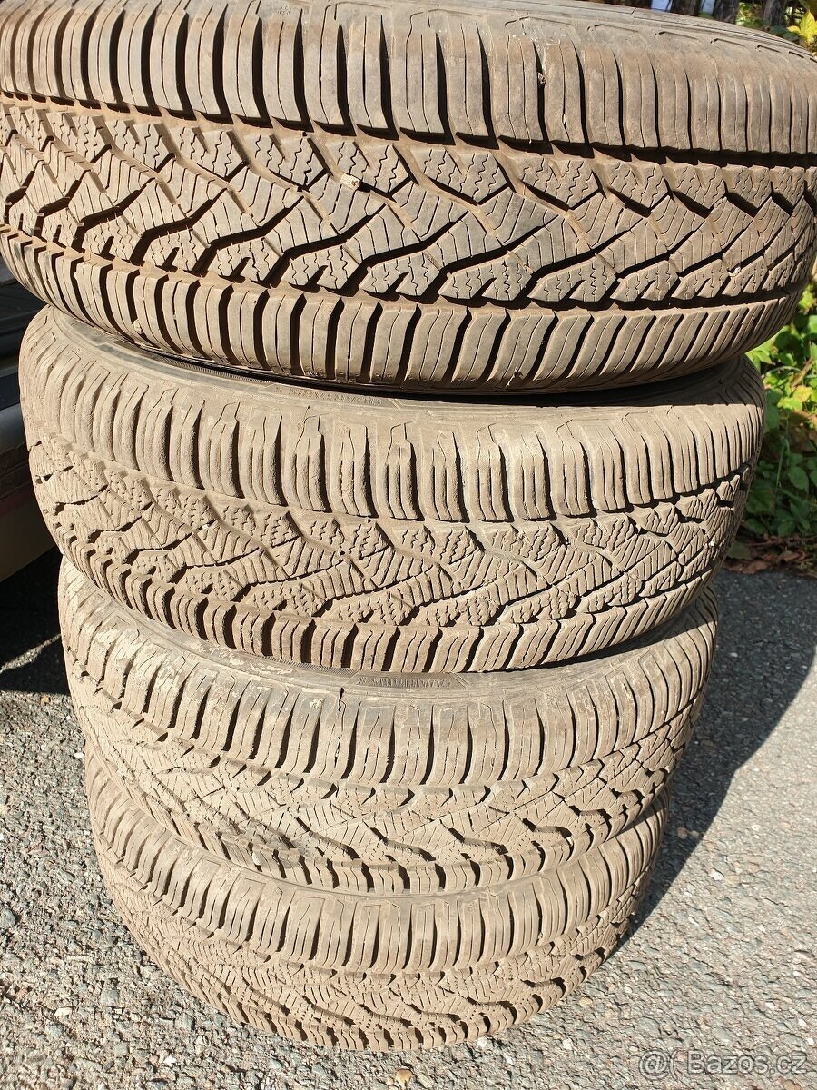 Škoda Octavia 1996-2001 disky 195/65/15 celorok pneu 8mm