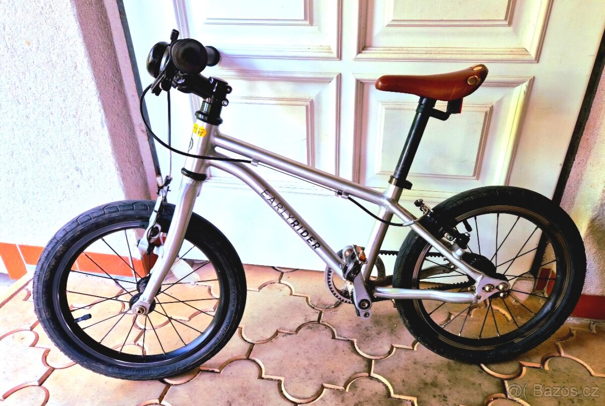 Odlehčené dětské kolo Early Rider vel. 16