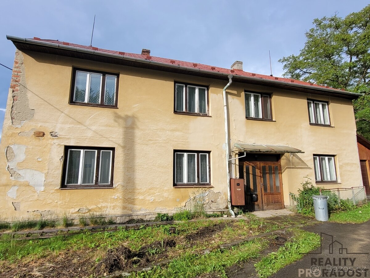 Prodej vícegeneračního domu Chvalčov