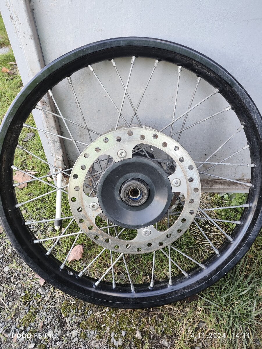 Přední kolo Honda Transalp 650