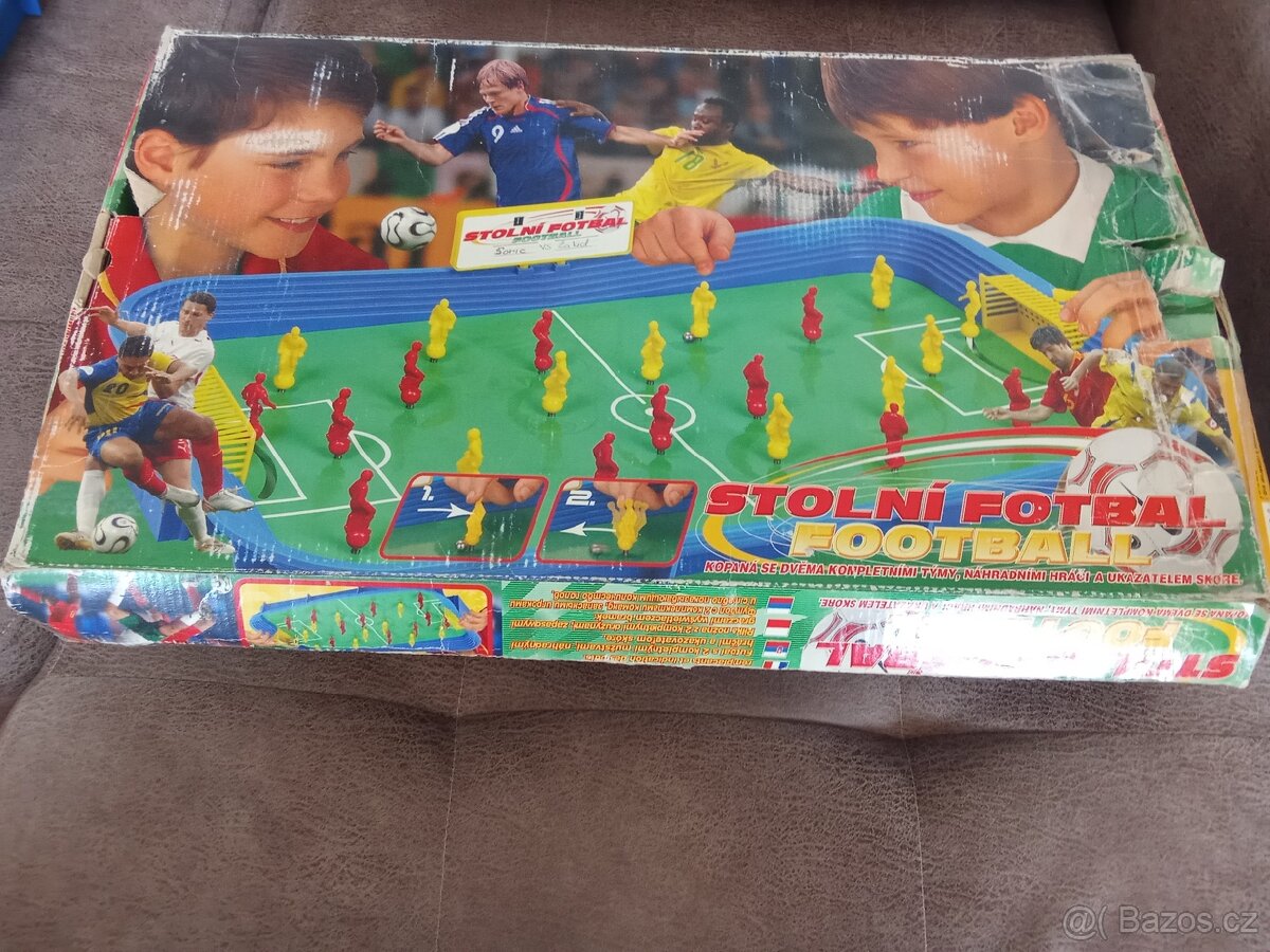 Retro stolní fotbal