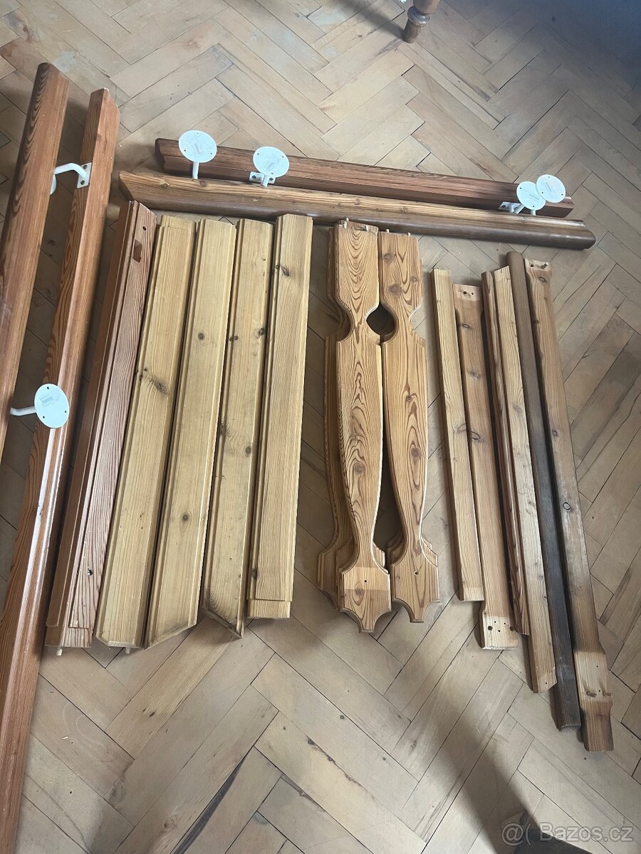 Dřevěné zábradlí