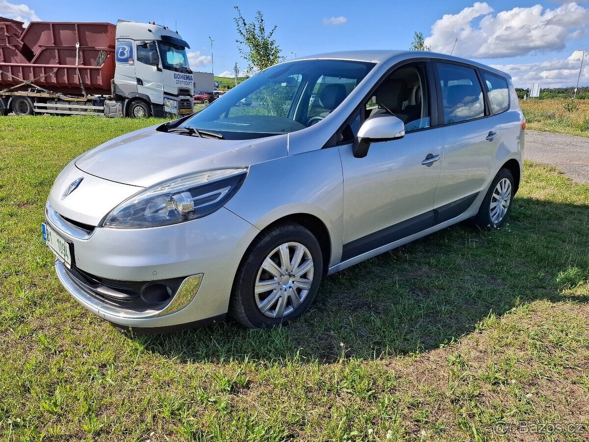 Renault Scenic 1.5 DCI 81kw .Grand 7 míst Klima Model 2012--
