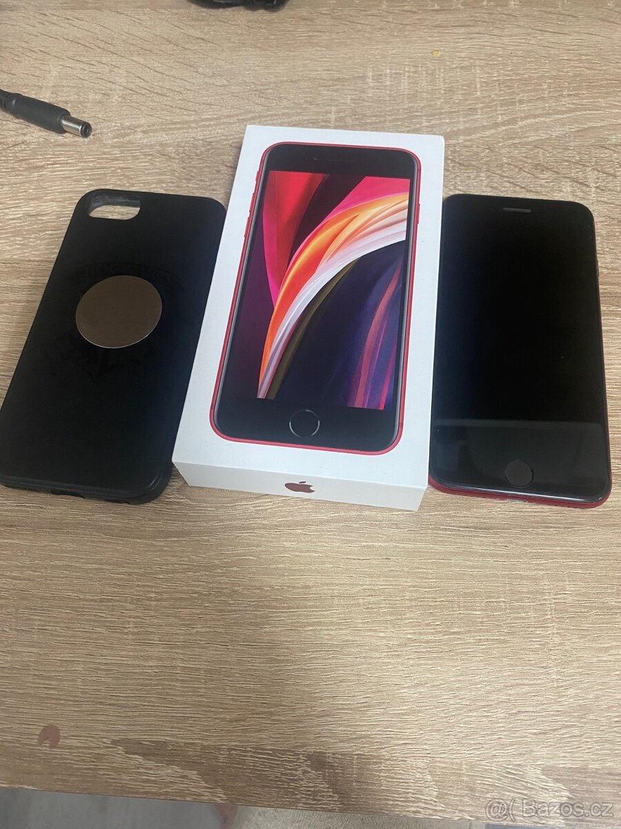 Apple iPhone SE 2020 RED 64gb - KONDICE 100%-NOVÁ BATERIE