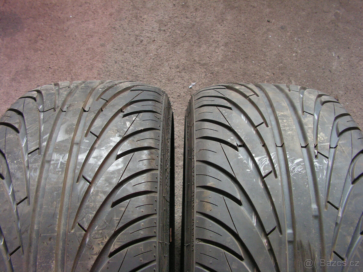 Letní pneu 255x35x20  2ks