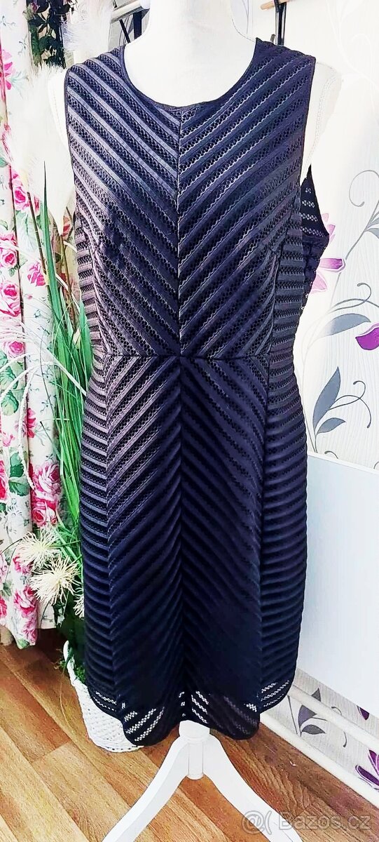 KRÁSNÉ SPOLEČENSKÉ ŠATY- H&M - vel. 46