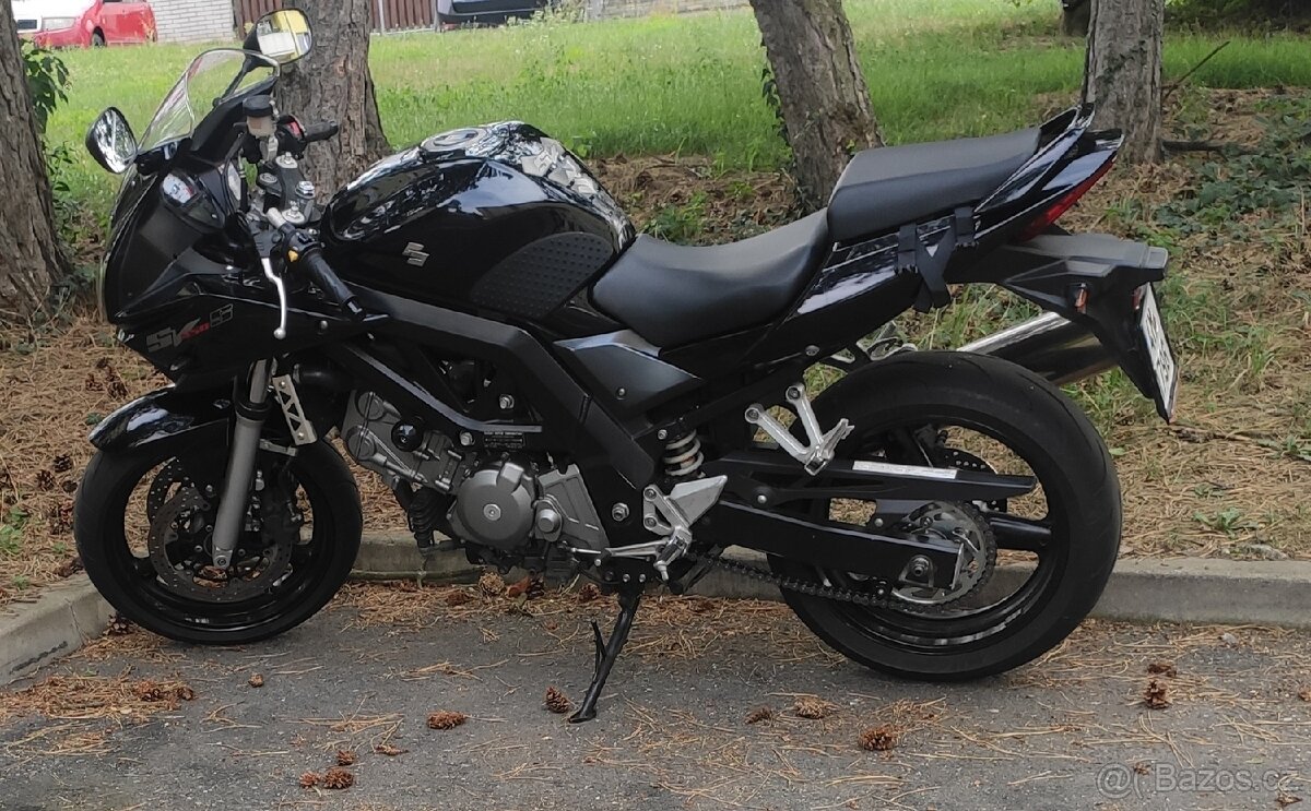 Suzuki SV650S 53 kW r.v. 2009