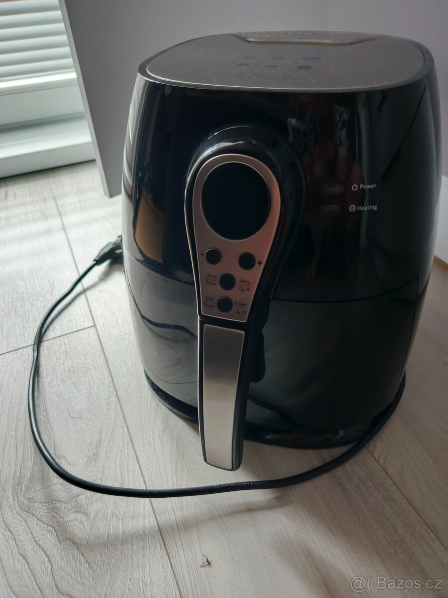 Horkovzdušná fritéza