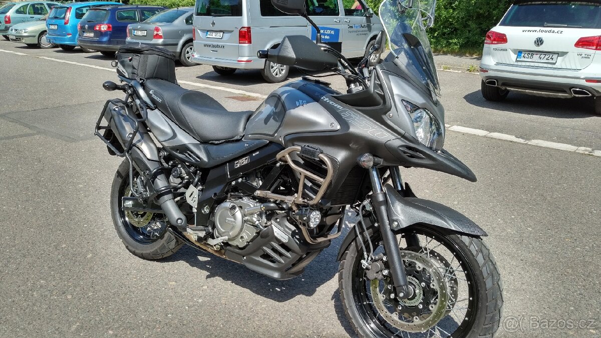 Suzuki v strom 650 xt