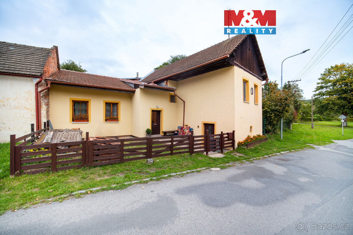 Prodej komerčního objektu, 262 m2, Březina