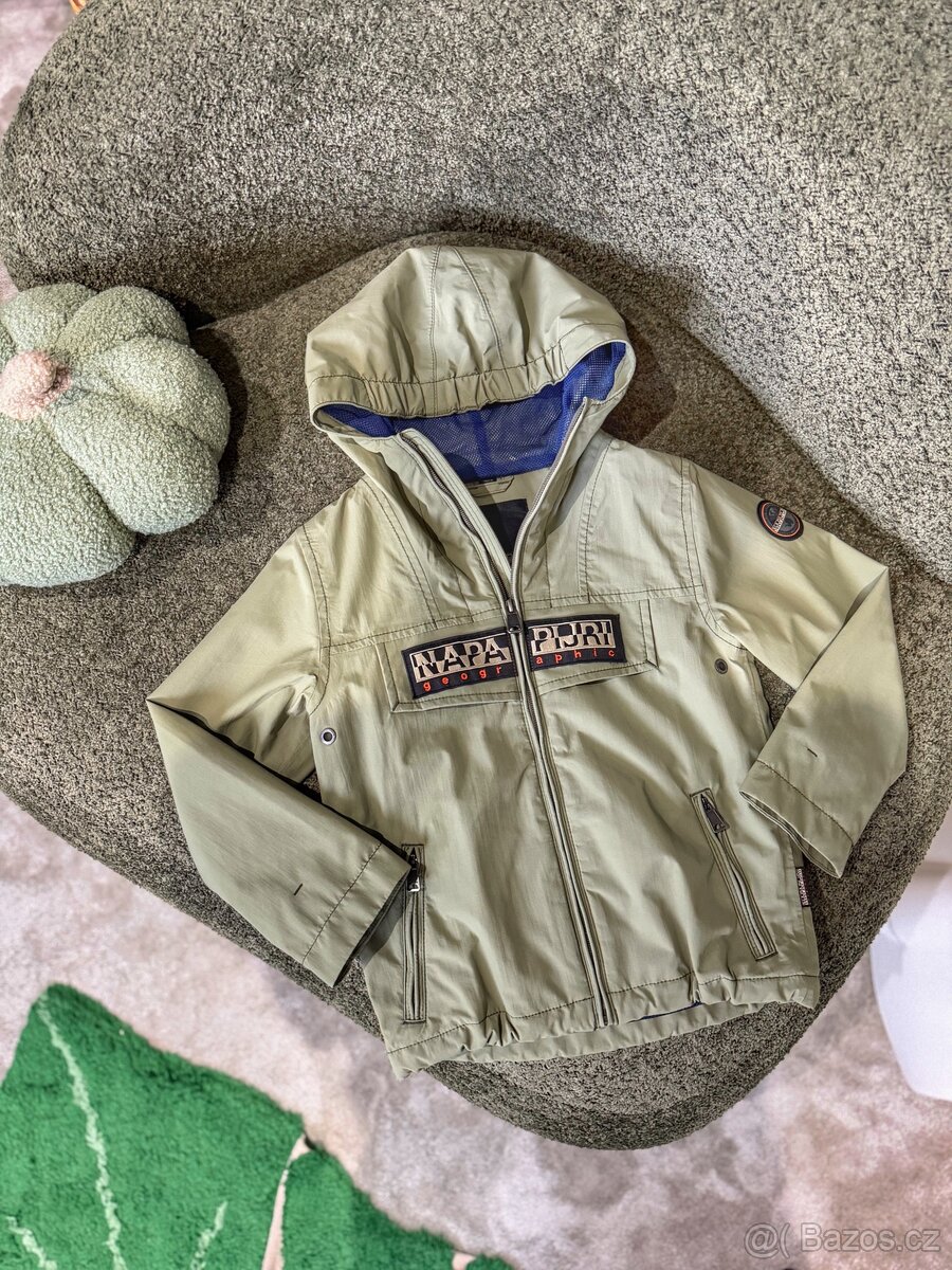 Luxusní, Dětská VODEODOLNA bunda Napapijri