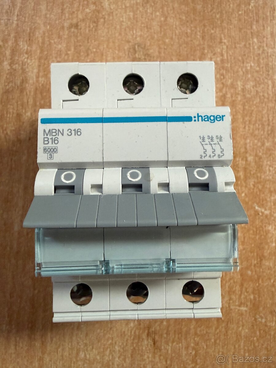 Jistič Hager MBN 316 (3-pólový, 16A)