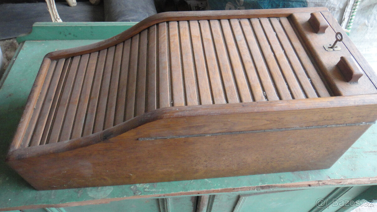 starožitný pořadač