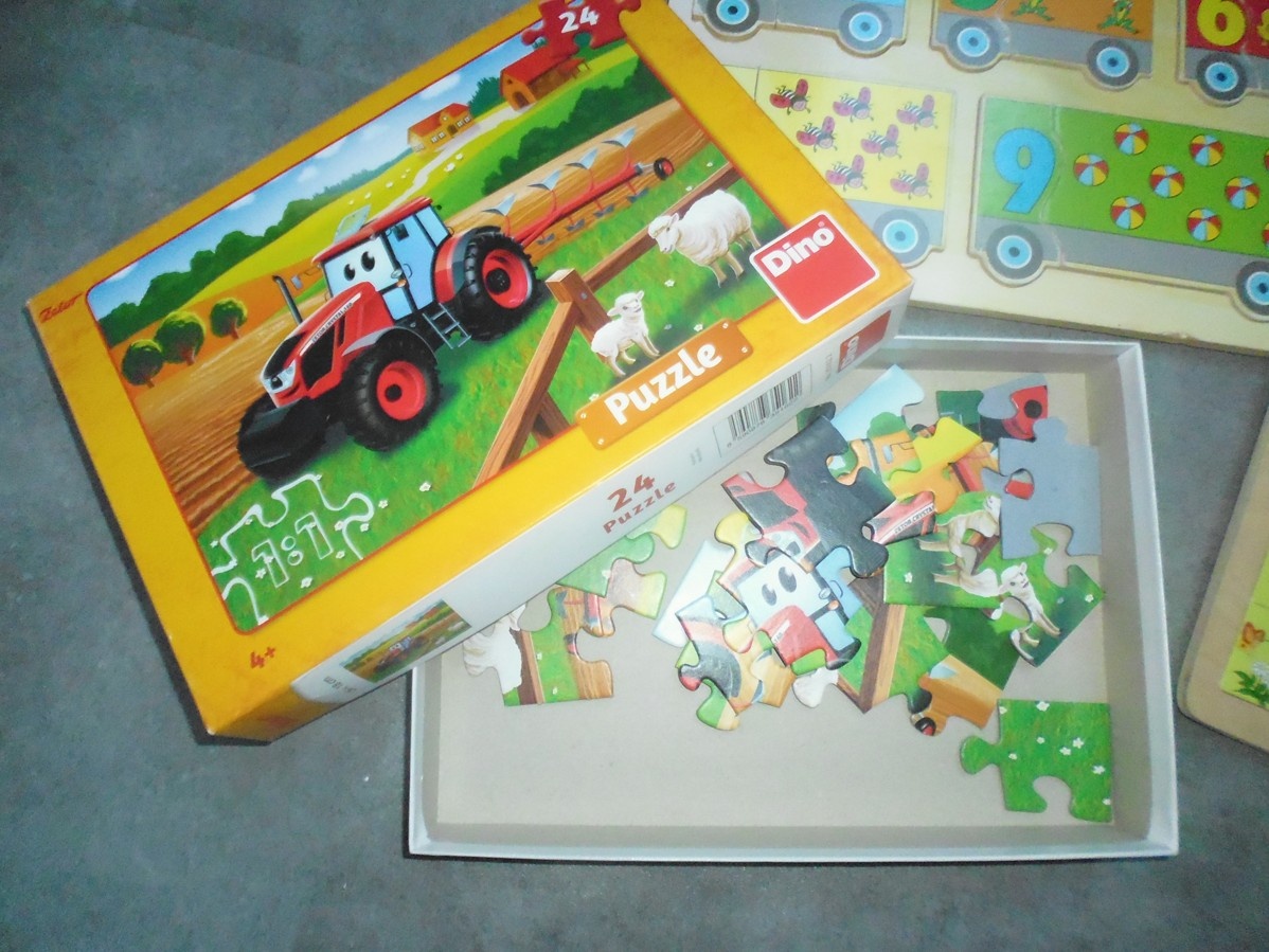 Dětské puzzle DINO traktor
