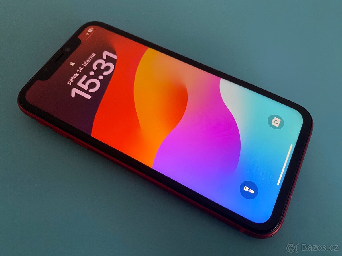 iPhone 11, PRODUCT red