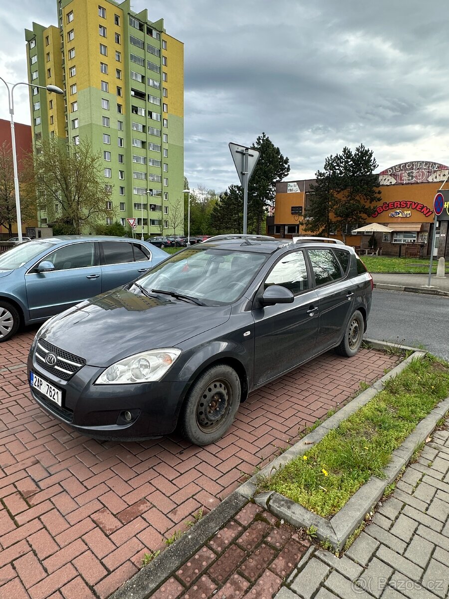 Kia Ceed na náhradní díly
