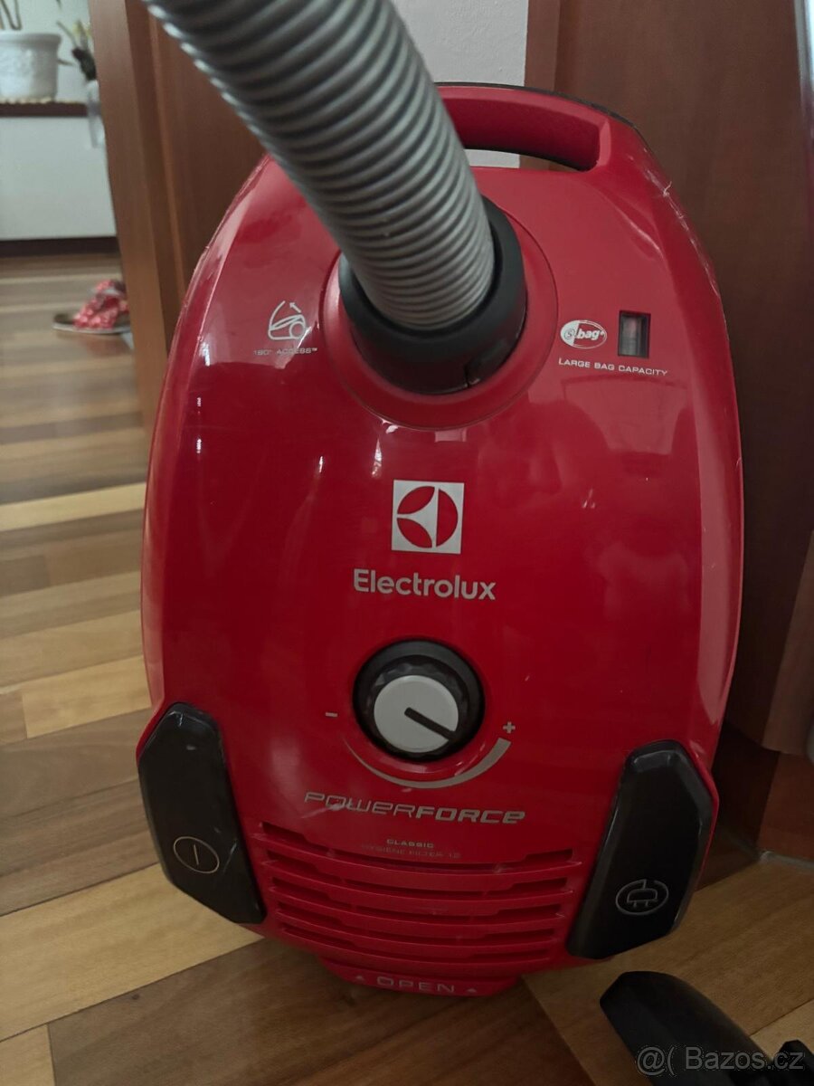 Vysavač Electrolux ZPF Classic