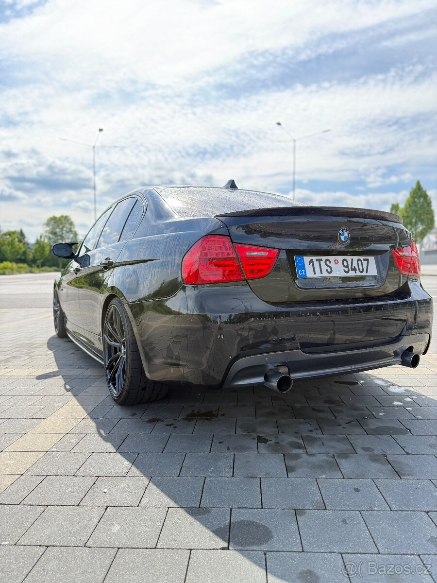 BMW 335i xDrive 2011
