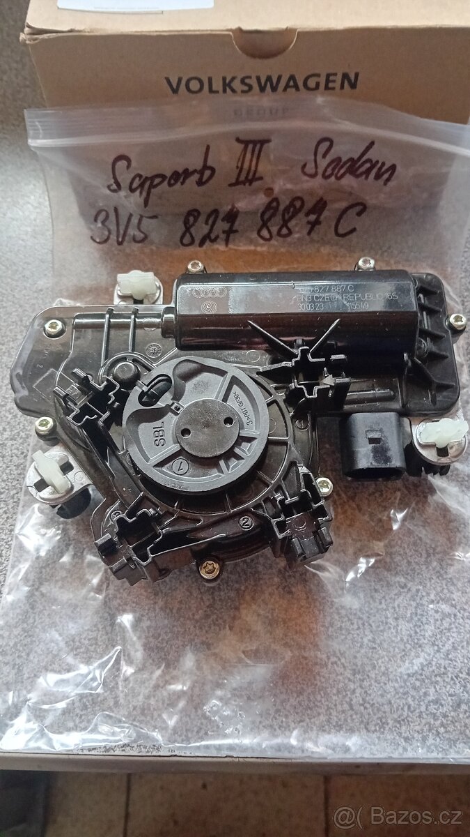 Motor přitahovače 3V5 827 887 C víka kufru Superb 3 Sedan