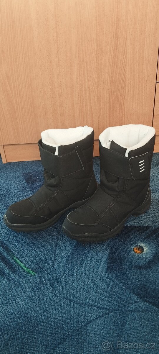 Dětské zimní nepromokavé sněhule zn. Quechua