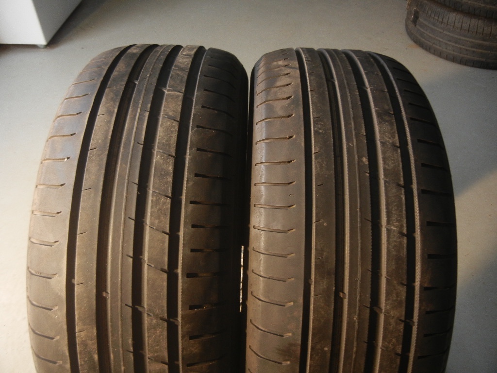 Letní pneu Nokian 235/55R17 - možnost přezutí