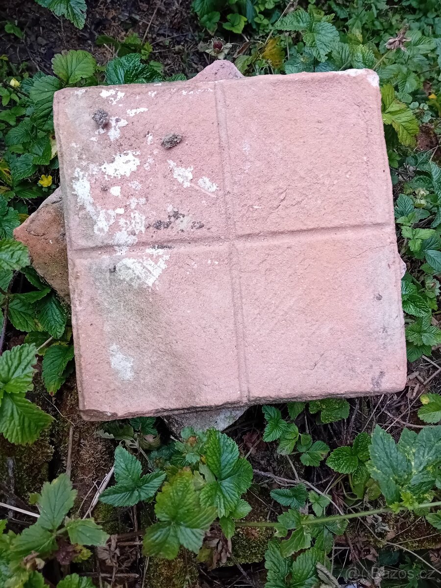 Pudovky čtvercové