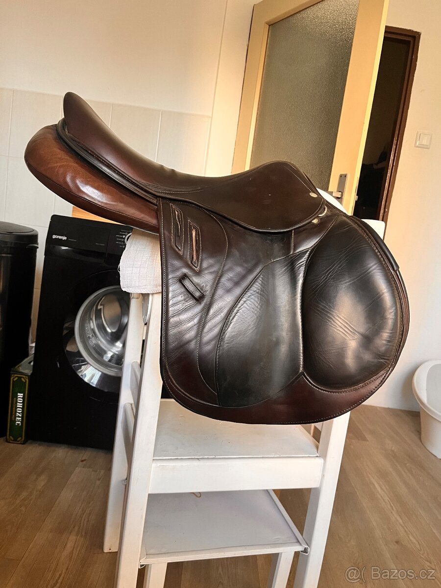 Sedlo Devoucoux 17,5