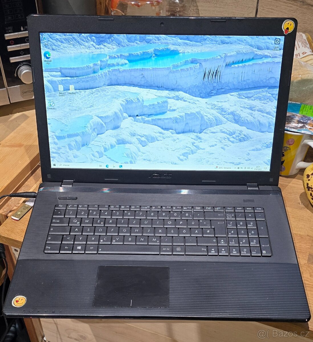 Veliký notebook Asus