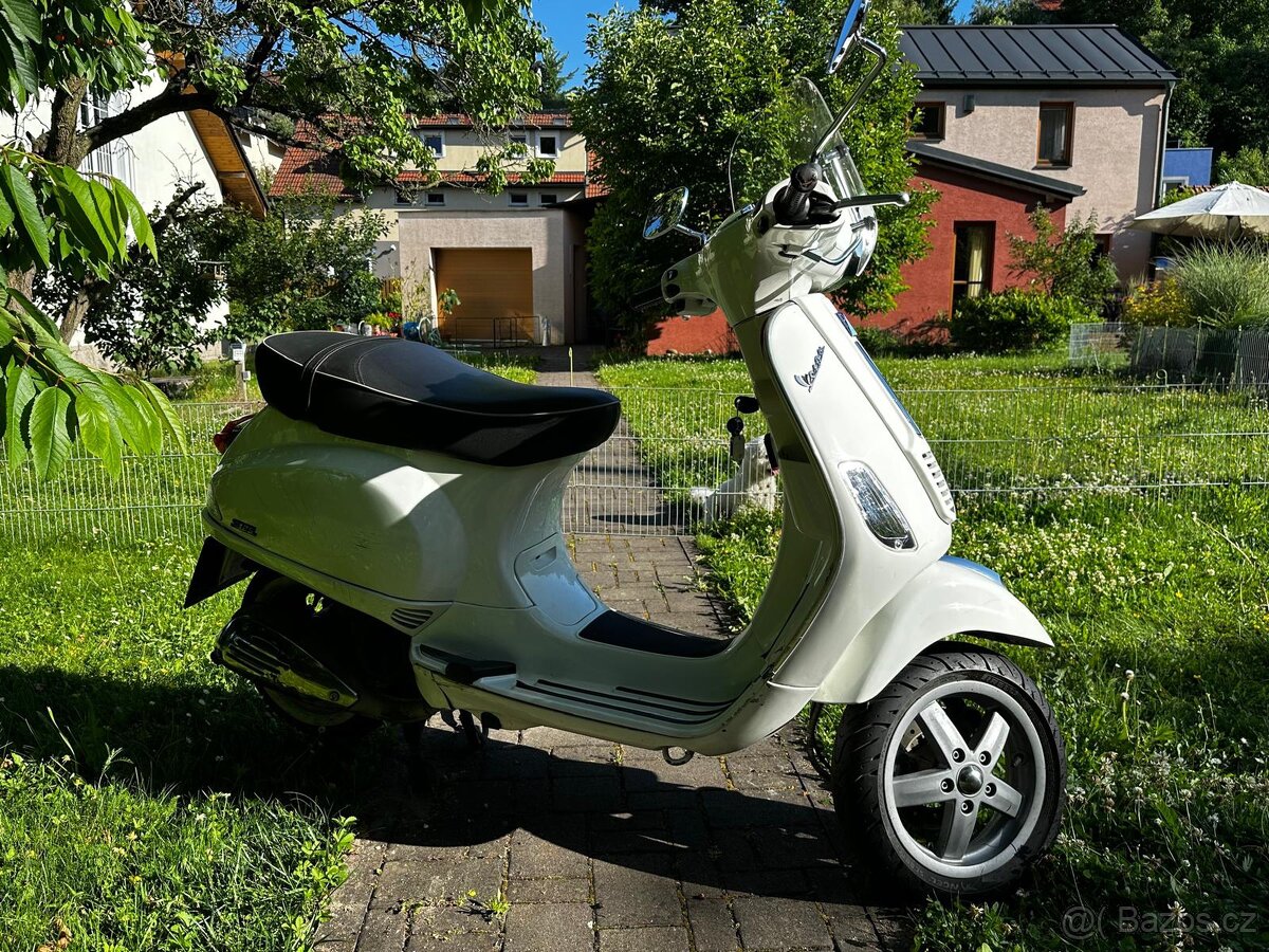 PRODÁM skútr PIAGGIO VESPA 125, M44/3/02