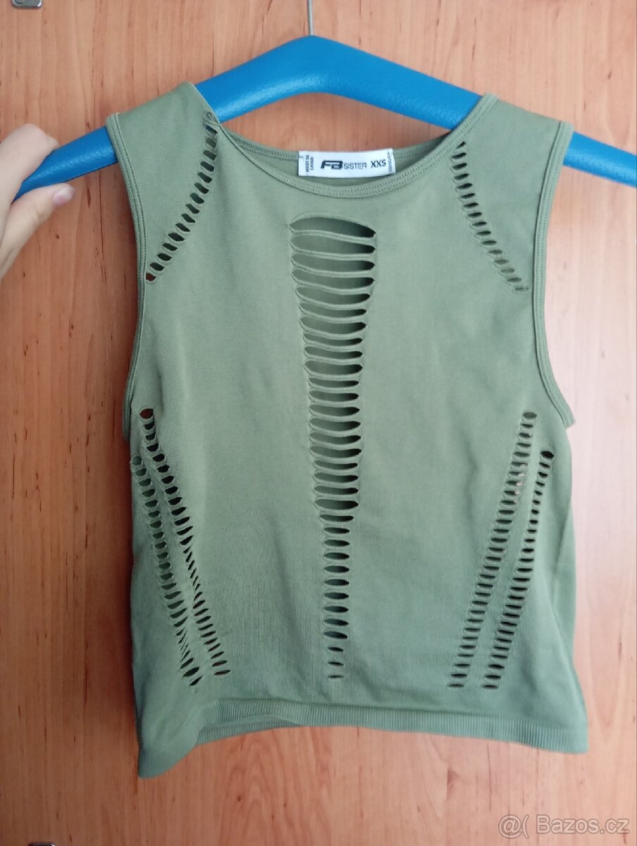 Crop top vel. XXS