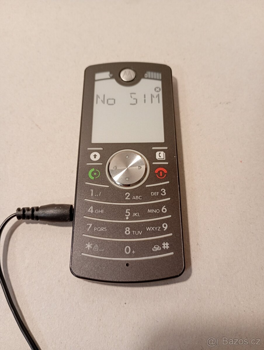 Motorola F3