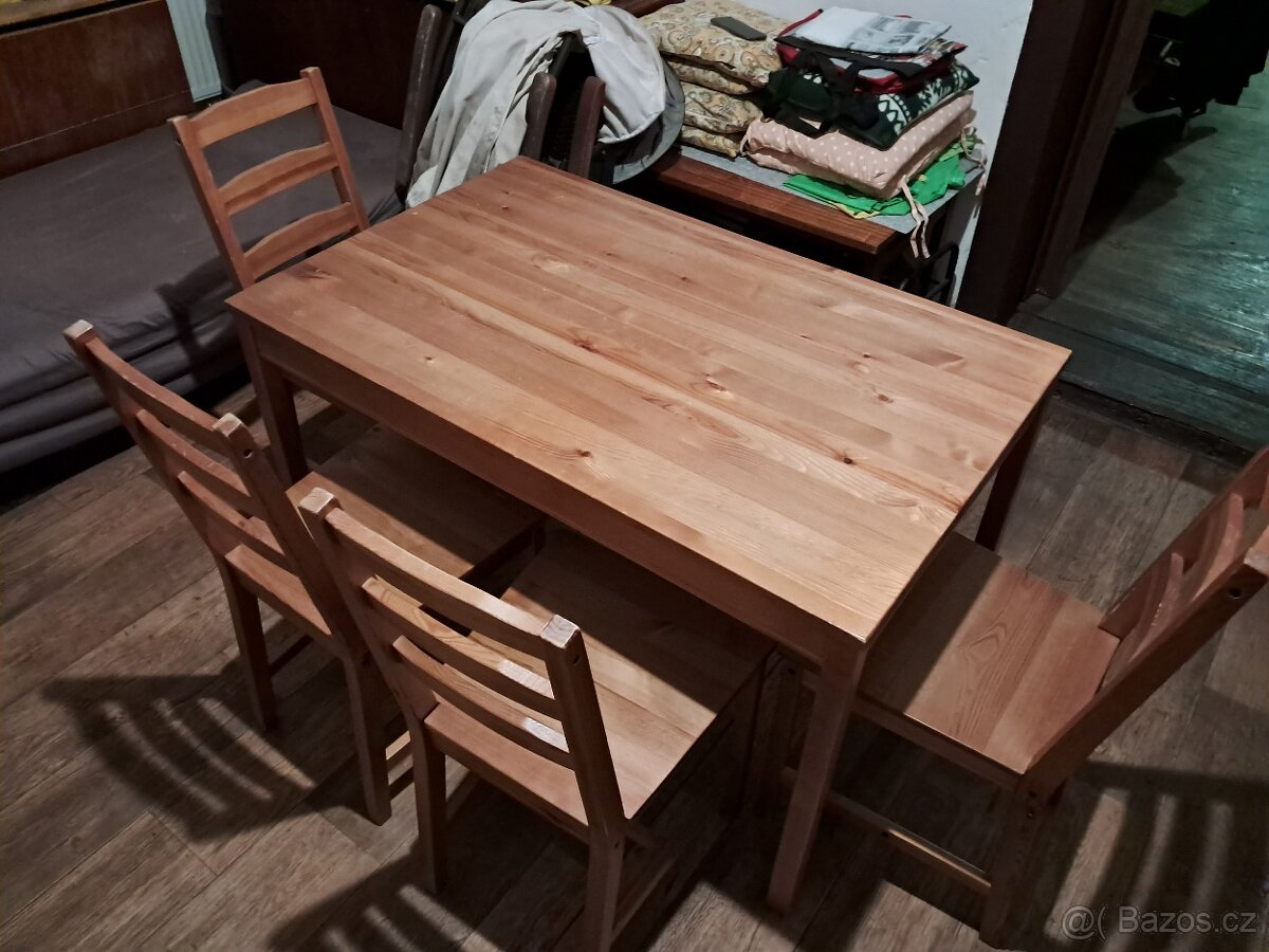 Ikea jídelní stůl Jokkmokk a 4 židle