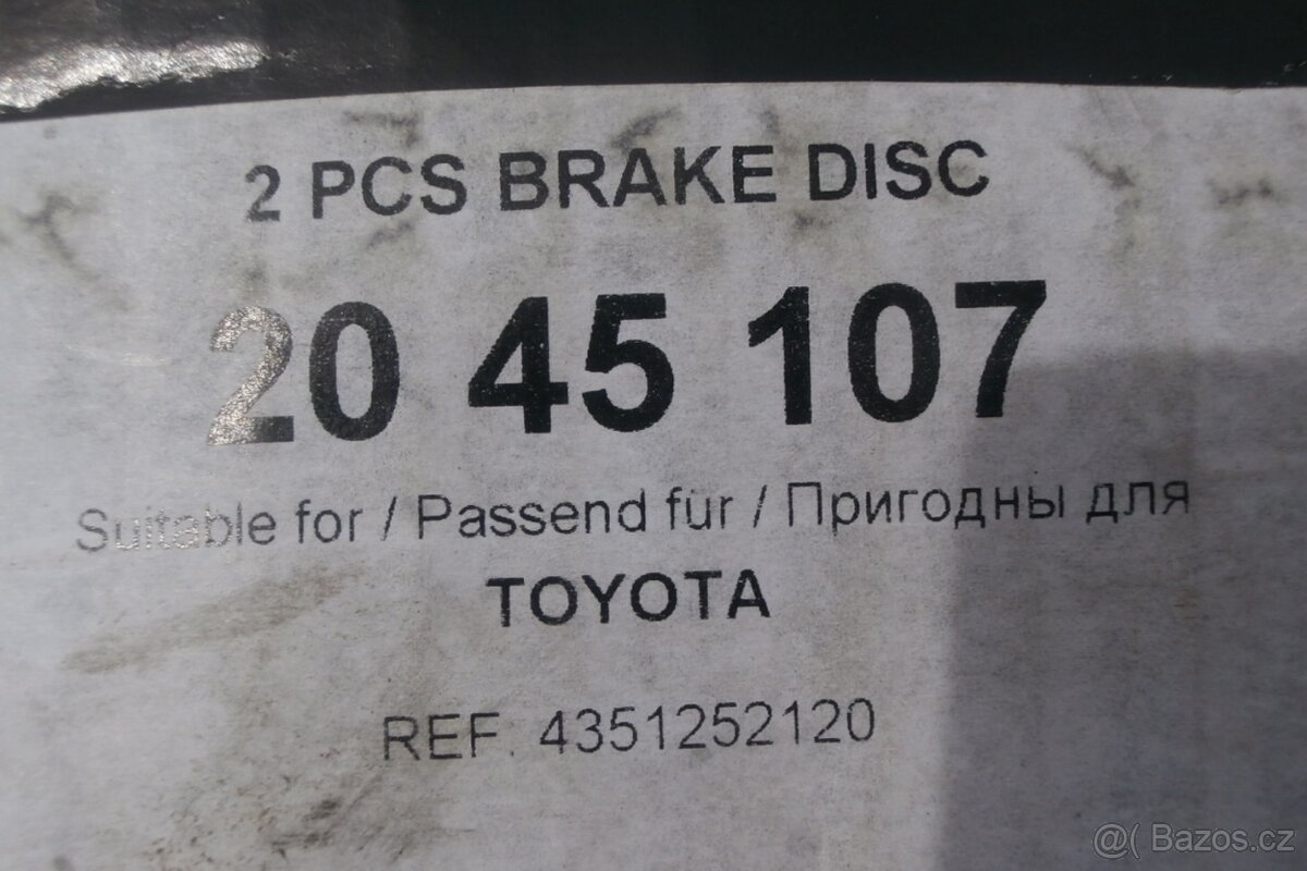 TOYOTA Yaris brzdové kotouče