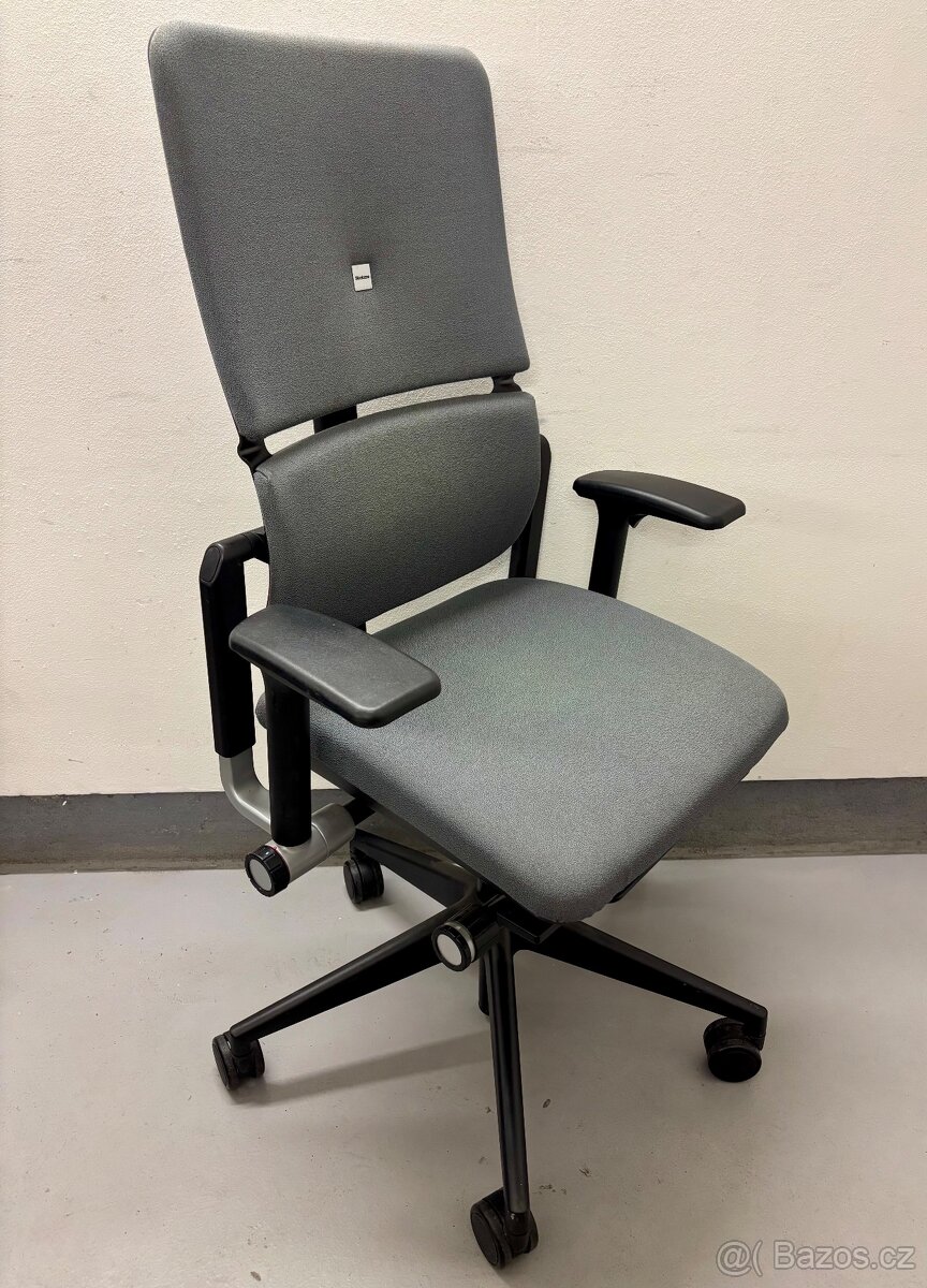 Kancelářská židle Steelcase Please
