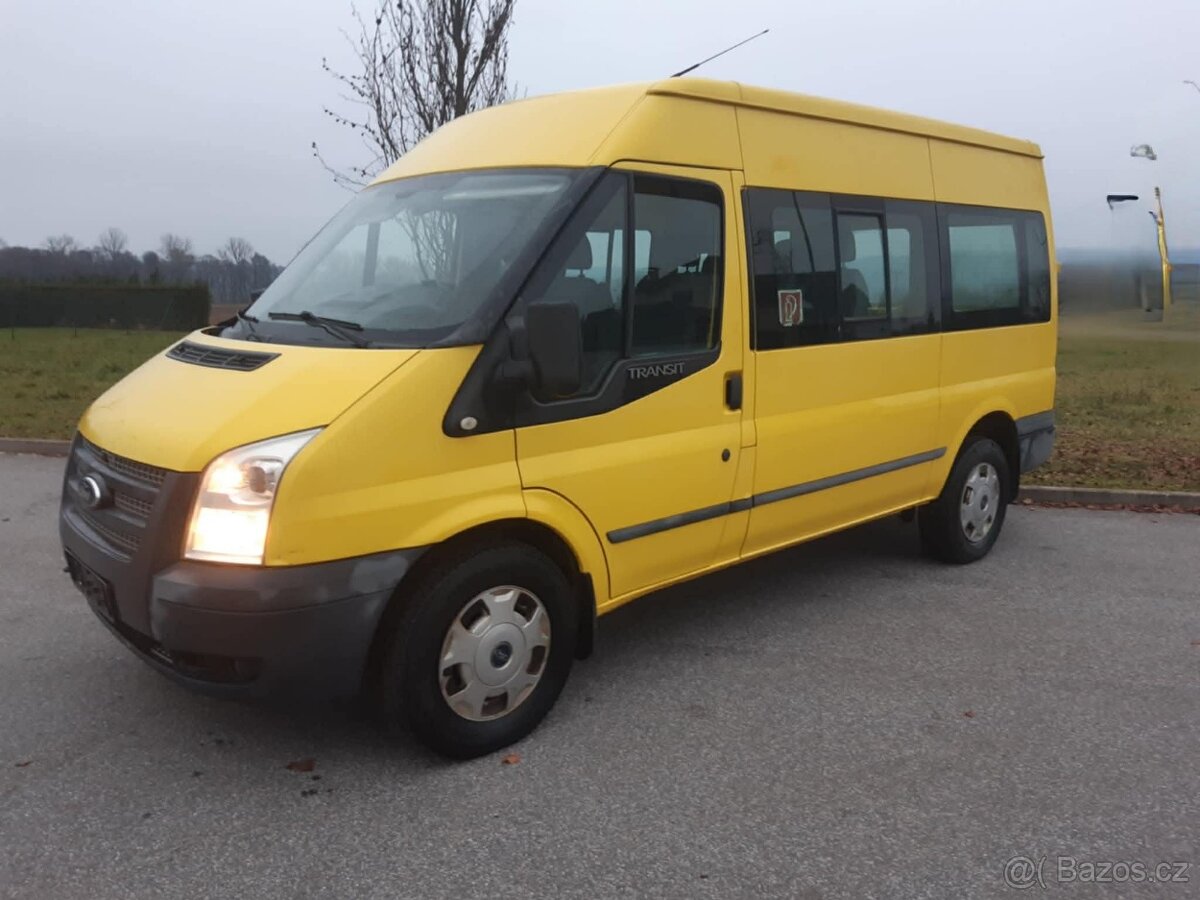 Ford Transit 2.2 TDCi 92kw 9 míst -rok 2013-serviska