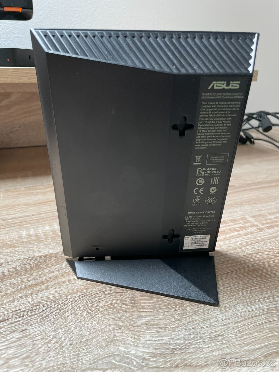 Router ASUS RT-N14U