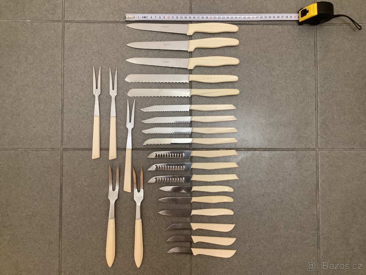 Nože a vidličky - KDS