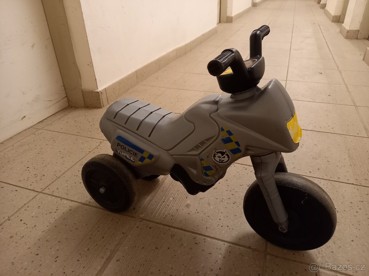 Dětské odrážedlo (policejní motorka)