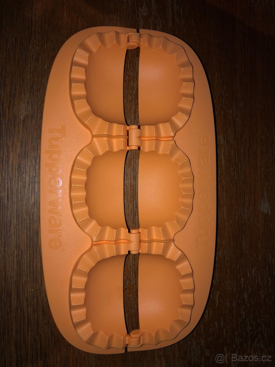 vykrajovátko na taštičky, pirohy - Tupperware