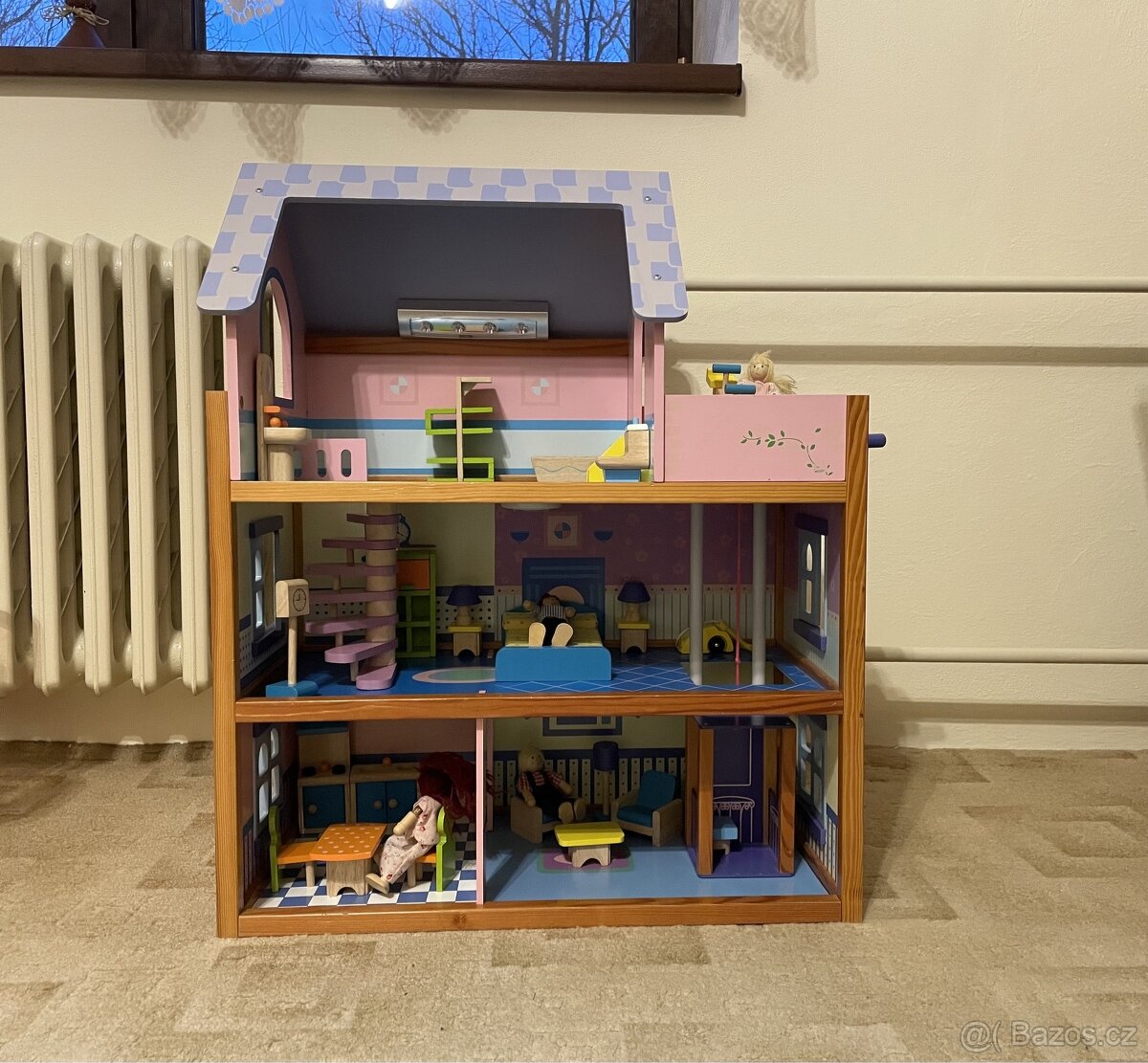 Legler velký dřevěný domek pro panenky s výtahem růžový