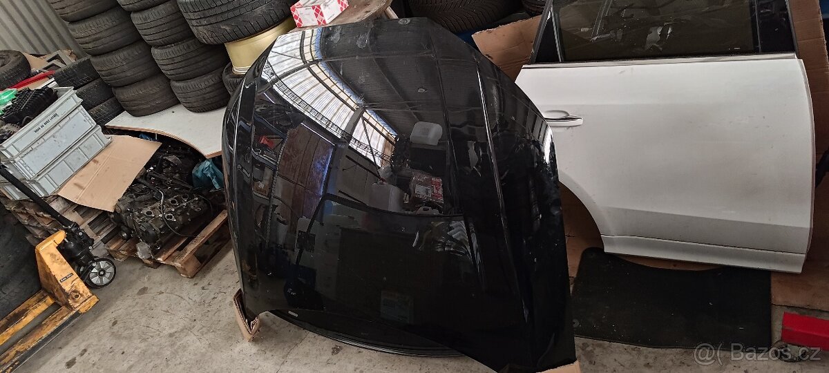 Přední kapota Audi A4 b9